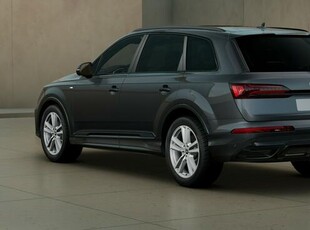 Audi Q7 S line_MatrixHD_Webasto_Panorama_HeadUp_Hak_Virtual_PakietCzerń_Asys.