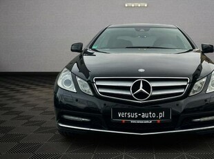 Mercedes E 250 Nowy rozrząd/9GTronic/Bixenon/Skóry/Czujniki przód i tył/Navi