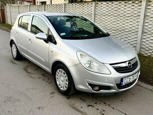 Opel Corsa D 1.4 16V 90KM Klimatyzacja Tempomat