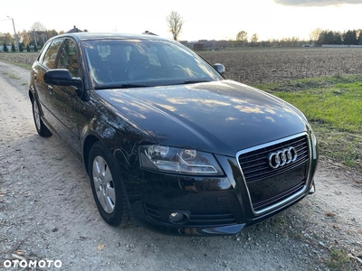 Audi A3 1.6 TDI DPF Attraction