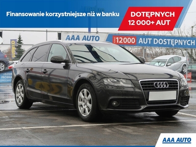 Audi A4 B8 Avant 1.8 TFSI 120KM 2011