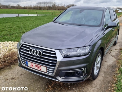 Audi Q7 e-tron 3.0 TDI Quattro Tiptr