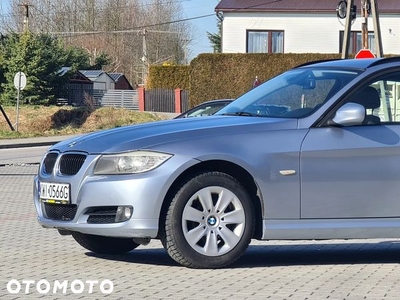 BMW Seria 3 318d DPF Touring