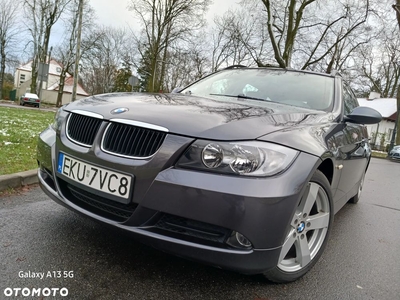 BMW Seria 3 318d