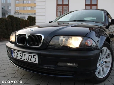 BMW Seria 3 318i