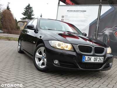 BMW Seria 3 320d Efficient Dynamic Edition Sport Line