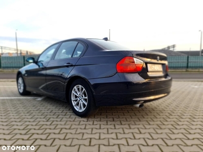 BMW Seria 3 320i