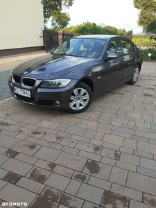 BMW Seria 3 320i