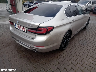 BMW Seria 5 530e