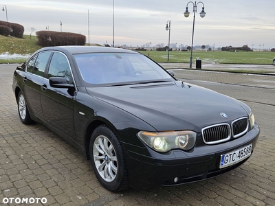 BMW Seria 7 745i