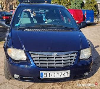 Chrysler Grand Voyager 2.8 CRDI 163KM 7 osób