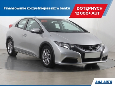 Honda Civic IX Hatchback 5d 1.4 i-VTEC 100KM 2013