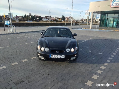 Hyundai coupe 1.6. Benzyna