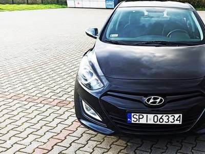 Hyundai i30, bezwypadkowy, benzyna, stan idealny