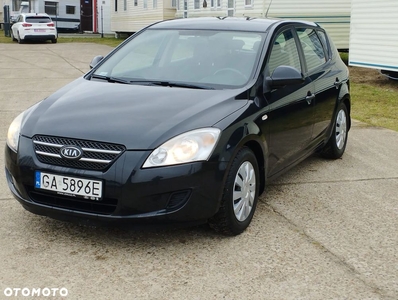 Kia Ceed Cee'd 1.6 Comfort +