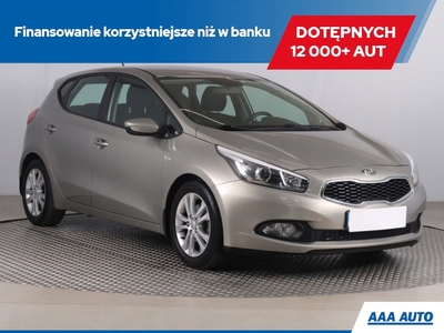 Kia Ceed II Hatchback 5d 1.6 GDI 135KM 2012