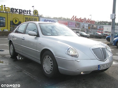 Lancia Thesis 2.0 T 20v Emblema