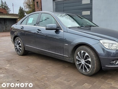 Mercedes-Benz Klasa C 200 (BlueEFFICIENCY) 7G-TRONIC Avantgarde