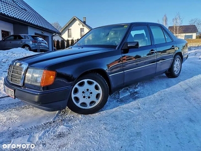 Mercedes-Benz W124 (1984-1993)