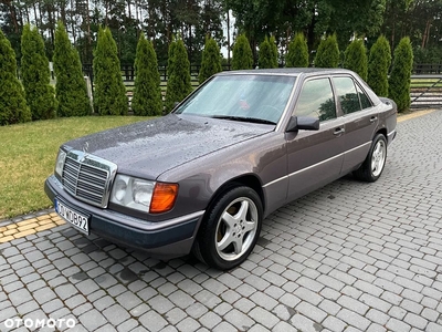 Mercedes-Benz W124 (1984-1993)