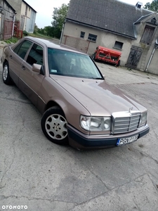 Mercedes-Benz W124 (1984-1993)