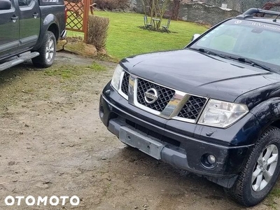 Nissan Navara 2.5 TDi Comfort / SE