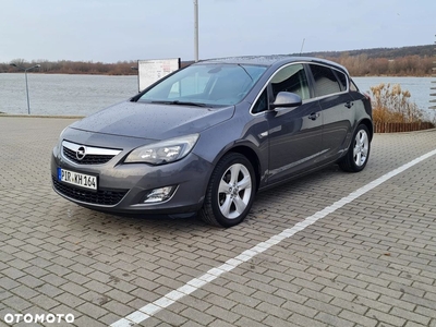 Opel Astra 1.4 Turbo Edition