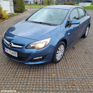 Opel Astra IV 1.4 T Active