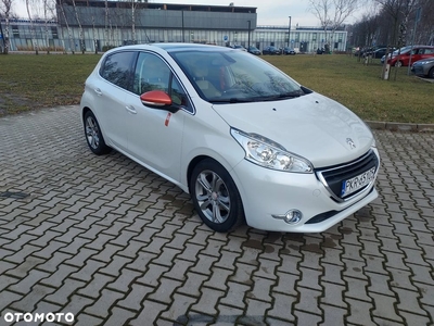 Peugeot 208 E-HDi 115 Stop&Start Allure