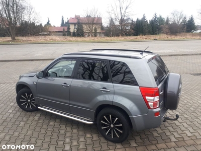 Suzuki Grand Vitara 2.0 De luxe