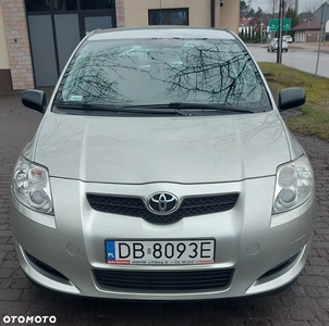 Toyota Auris 1.6 VVT-i Terra