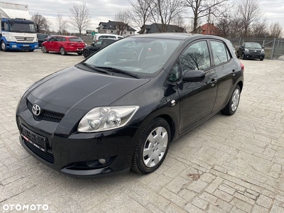 Toyota Auris 2.2 D-4D X + Exclusive