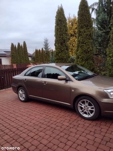 Toyota Avensis 1.6 VVT-i Terra