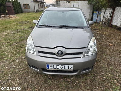 Toyota Corolla Verso 2.2 D-CAT DPF Sol