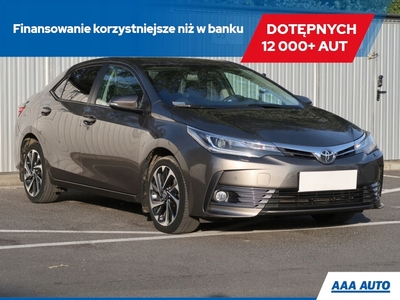 Toyota Corolla XI Sedan 1.6 Valvematic 132KM 2016