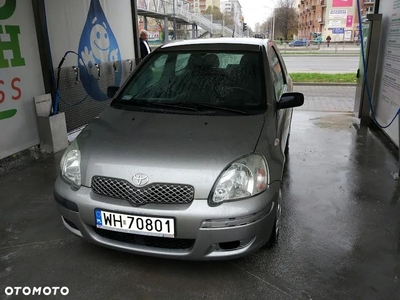 Toyota Yaris 1.0 Base