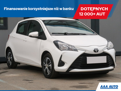 Toyota Yaris III Hatchback 5d Facelifting 2017 1.5 Dual VVT-iE 111KM 2018