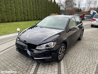 Volkswagen Golf 1.0 TSI Sound