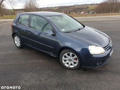 Volkswagen Golf V 1.6 FSI Sportline