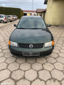 Volkswagen Passat 1.8 Comfortline