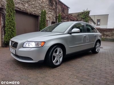 Volvo S40