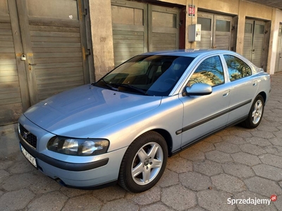 Volvo S60 2.4 benzyna 140KM, manual, spaceball, ładny stan!