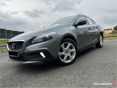 Volvo V40 2.0 150 Ps Cross Country Panorama Led Navi