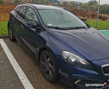 Volvo v40 Cross Country