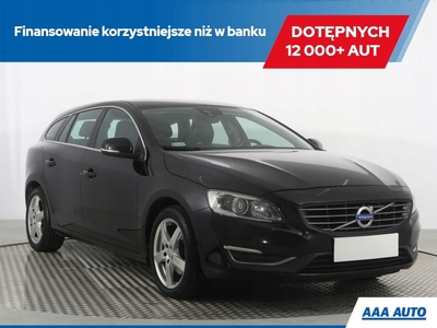 Volvo V60 I Kombi Facelifting 2.0 D4 DRIVE-E 190KM 2016