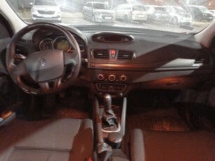 Renault Megane 2009 1.6 16V 184077km ABS klimatyzacja manualna