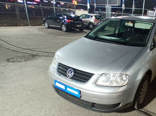 Volkswagen Touran 2005 1.9 TDI 247011km ABS