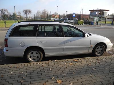 Używane Opel Omega - 2 800 PLN, 429 400 km, 2000