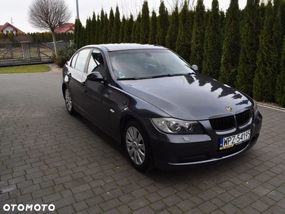 BMW Seria 3 318i