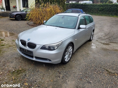 BMW Seria 5 523i